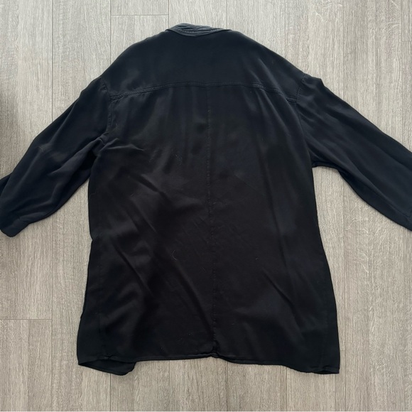 Aritzia Talula Black Tunic Robe - Picture 3 of 3
